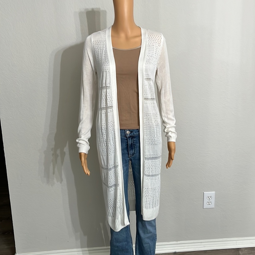 NWT Skies are Blue long pointelle sweater